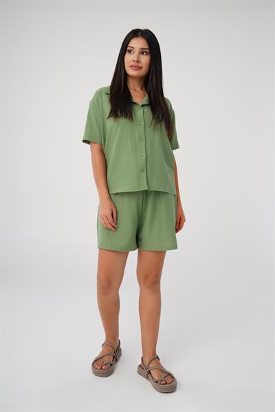 Salaş Kesim Yeşil Gömlek Şort Takım
