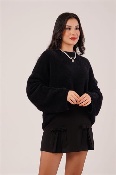 Salaş Kol Sakallı Siyah Triko Kazak