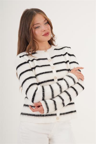 Şardonlu Çizgi Detaylı Ekru Triko Hırka