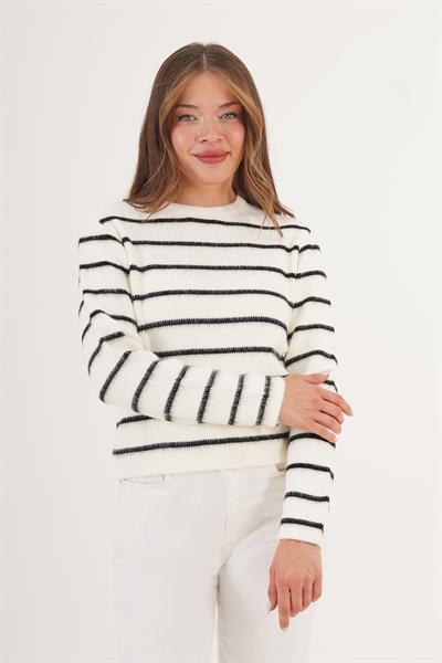Şardonlu Çizgili Ekru Triko Kazak