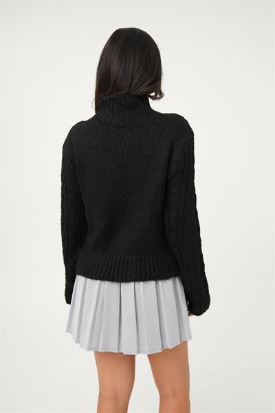 Sarmal Örgü Model Siyah Triko Kazak
