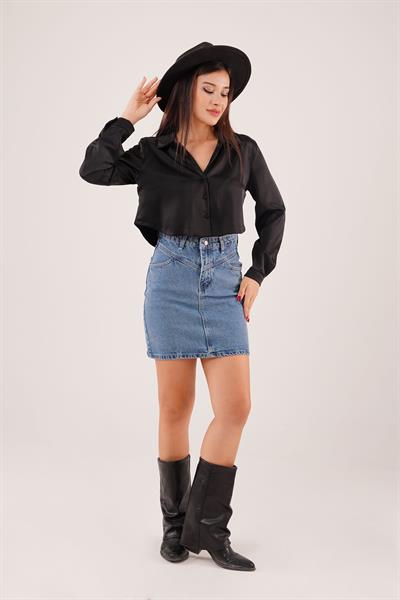 Saten Görünümlü Crop Model Siyah Gömlek