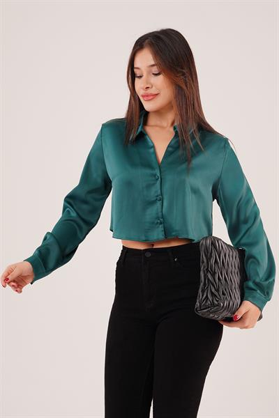 Saten Görünümlü Crop Model Zümrüt Yeşili Gömlek