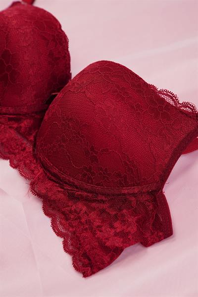 Sensual Lace Serisi Dantel Kaplamalı Destekli Bordo Sütyen Takımı