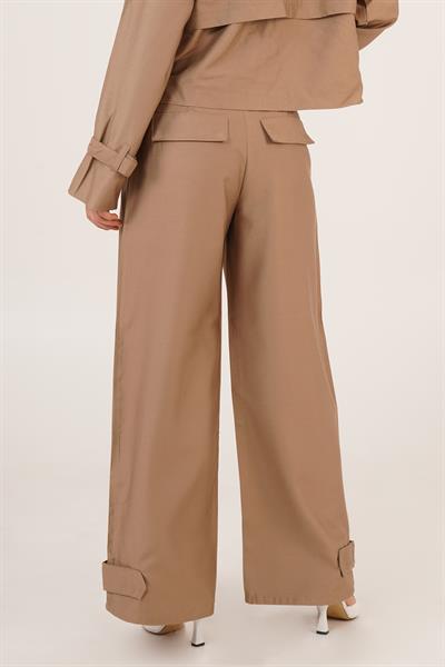 Paça Şerit Detaylı Pensli Gabardin Pantolon Vizon