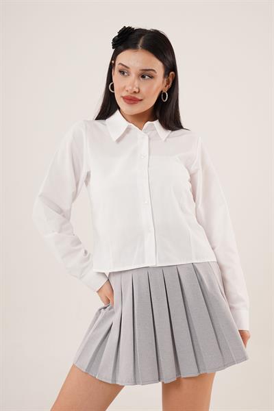 Dikiş Detaylı Beyaz Gömlek