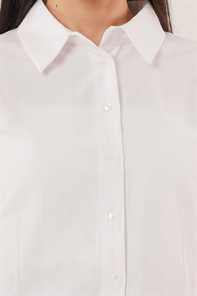 Dikiş Detaylı Beyaz Gömlek