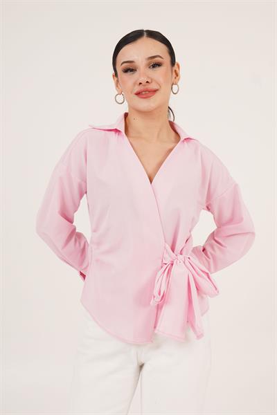 Kruvaze Yaka Yandan Bağlama Detaylı Pembe Gömlek	