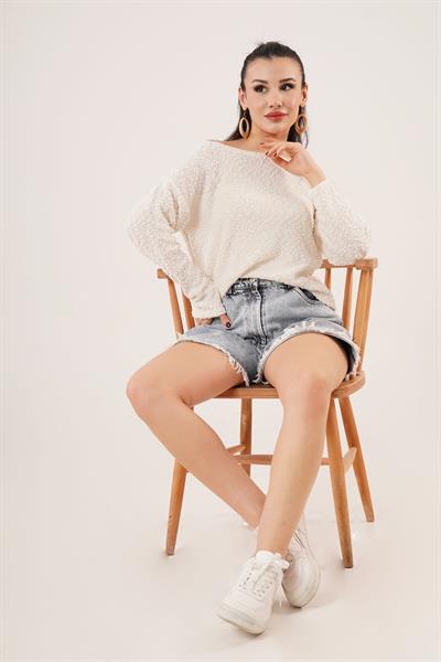 Kayık Yaka Topçuklu Taş Kazak