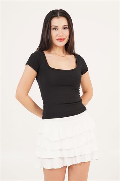 U Yaka Basic Siyah Tişört	