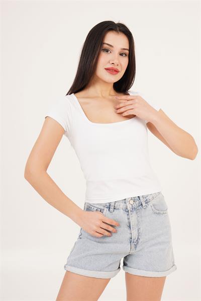 U Yaka Basic Beyaz Tişört