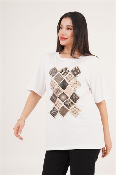 Kare Desenli Taş Detaylı Basic Salaş Beyaz Tişört