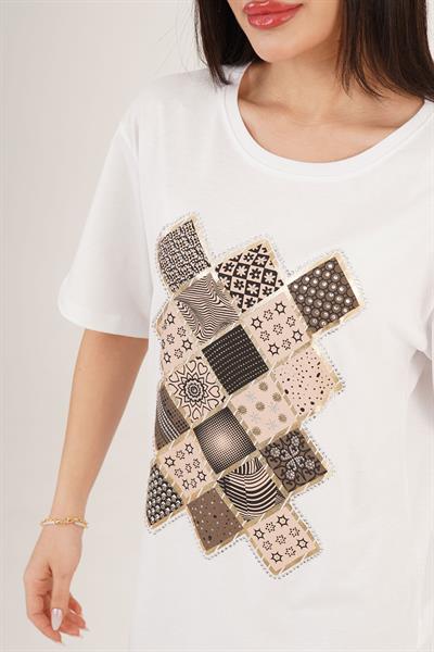 Kare Desenli Taş Detaylı Basic Salaş Beyaz Tişört