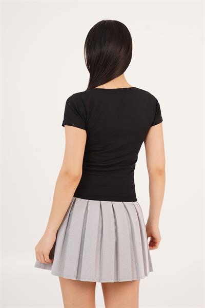 V Yaka Basic Siyah Tişört