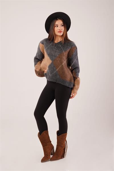 V Yaka Mega Baklava Desen Camel Kazak