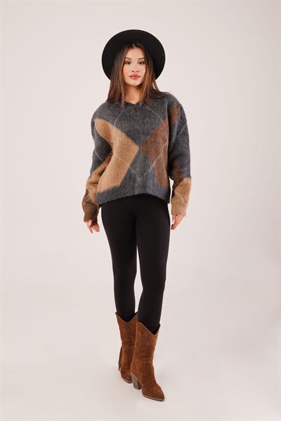 V Yaka Mega Baklava Desen Camel Kazak