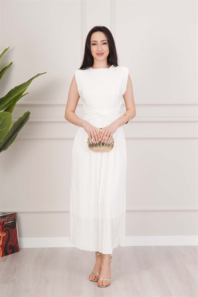 Vatkalı Astarlı Piliseli Bel Detaylı Zarif Beyaz Elbise