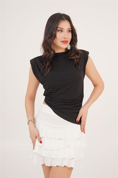 Vatkalı Asimetrik Yandan Büzgülü Siyah Bluz	
