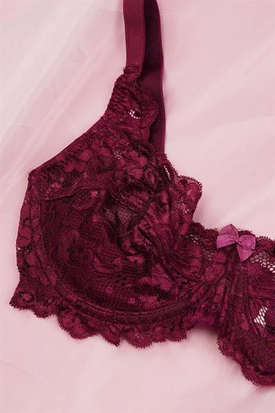 Velvet Dreams Serisi Dantelli Mürdüm Bralet Sütyen