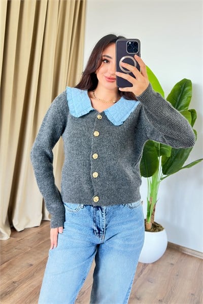 Yakası Nakış Detay Antrasit Triko Hırka
