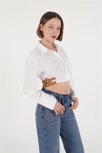 Yan Kemerli Düğmeli Beyaz Crop Gömlek