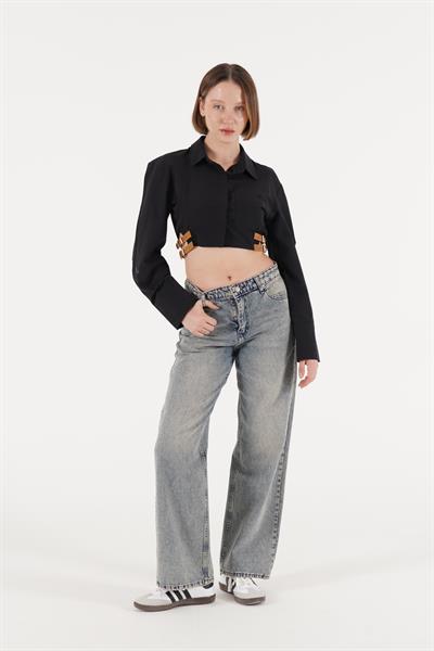 Yan Kemerli Düğmeli Siyah Crop Gömlek