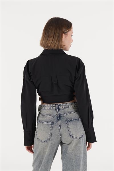 Yan Kemerli Düğmeli Siyah Crop Gömlek