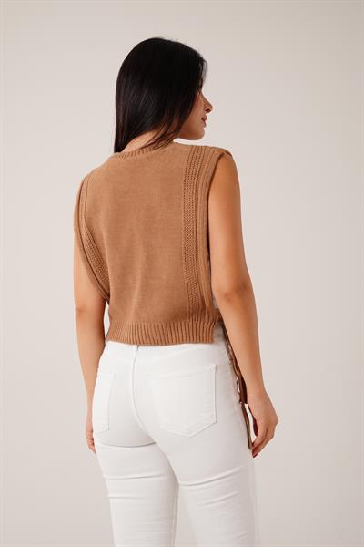 Yandan Bağlamalı Camel Triko Süveter