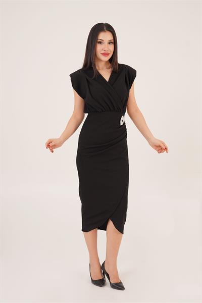 Kruvaze Yaka Kısa Kollu Broş Detaylı Siyah Elbise