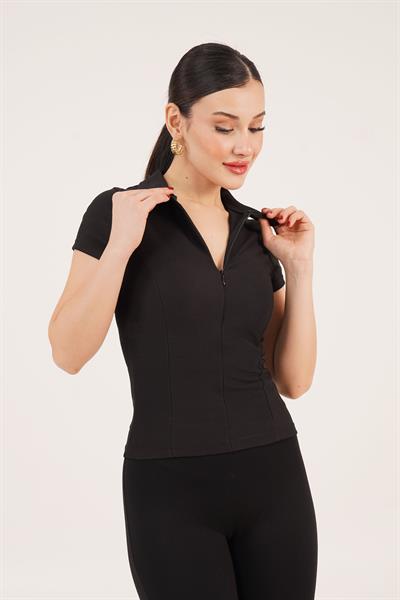 Yarım Fermuarlı Dik Yaka Fitilli Siyah Tişört