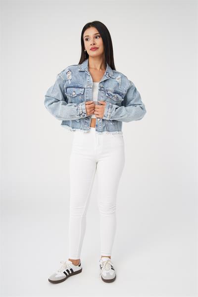 Yırtık Detaylı Cepli Denim Ceket