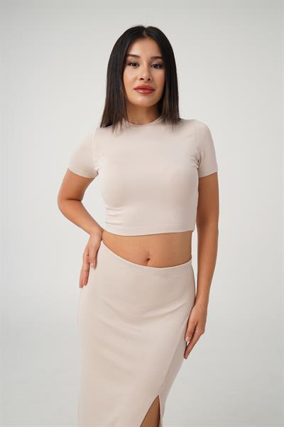 Yırtmaçlı Etek Crop Basic Bej İkili Takım