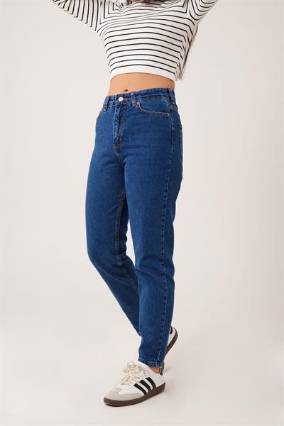 Yüksek Bel Mom Fit Orta Mavi Pantolon