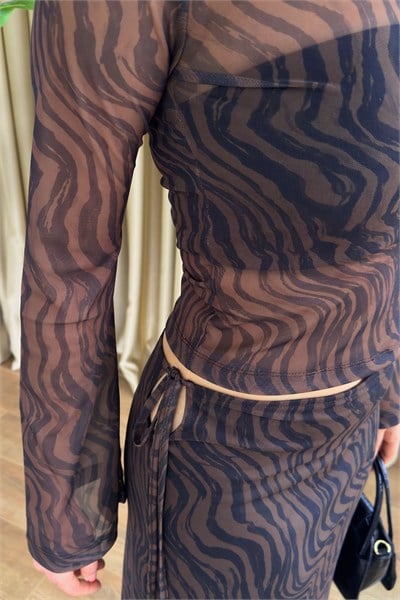 Zebra Kahve Desen Volan Kol Transparan Bluz