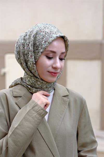 Çiçek Desenli Bürümcük Eşarp Yeşil