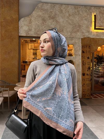 Etnik Desenli Şal Somon