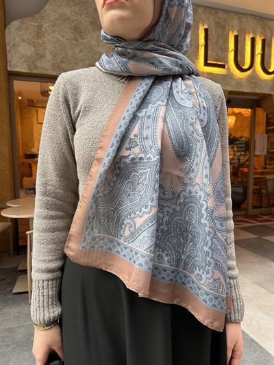 Etnik Desenli Şal Somon