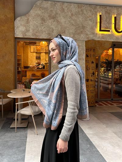 Etnik Desenli Şal Somon