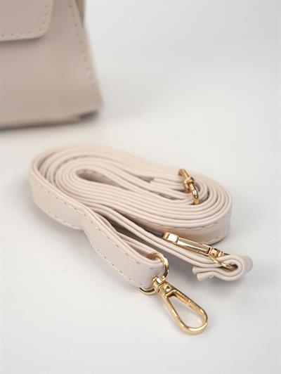 Kapaklı Deri Çanta Krem