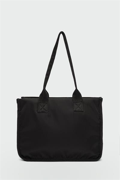 Kapitone Puf Çanta Siyah