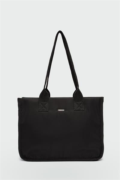 Kapitone Puf Çanta Siyah