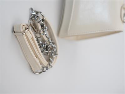 Oval Kavisli Çanta Krem