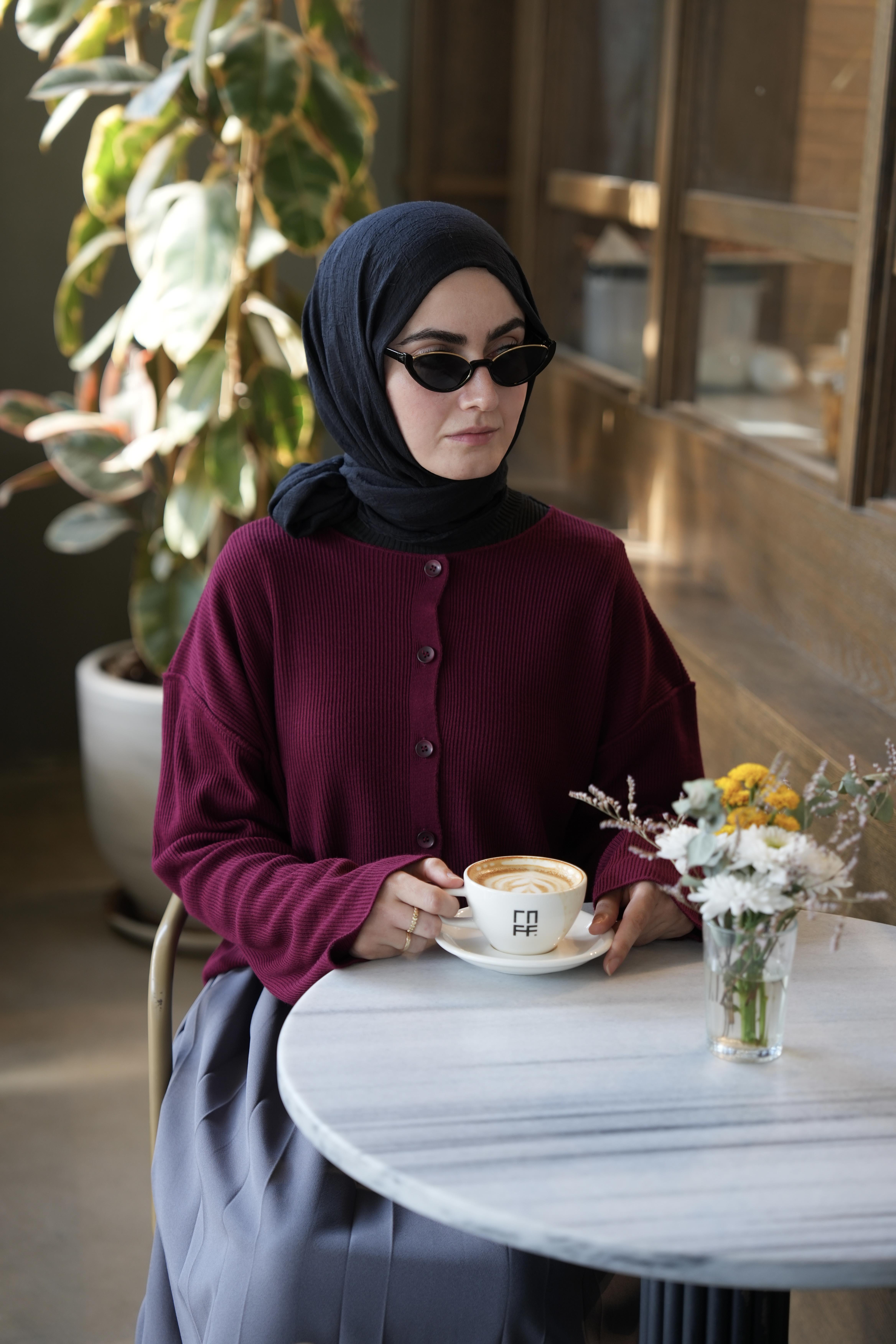 Düğmeli Basıc Hırka Bordo