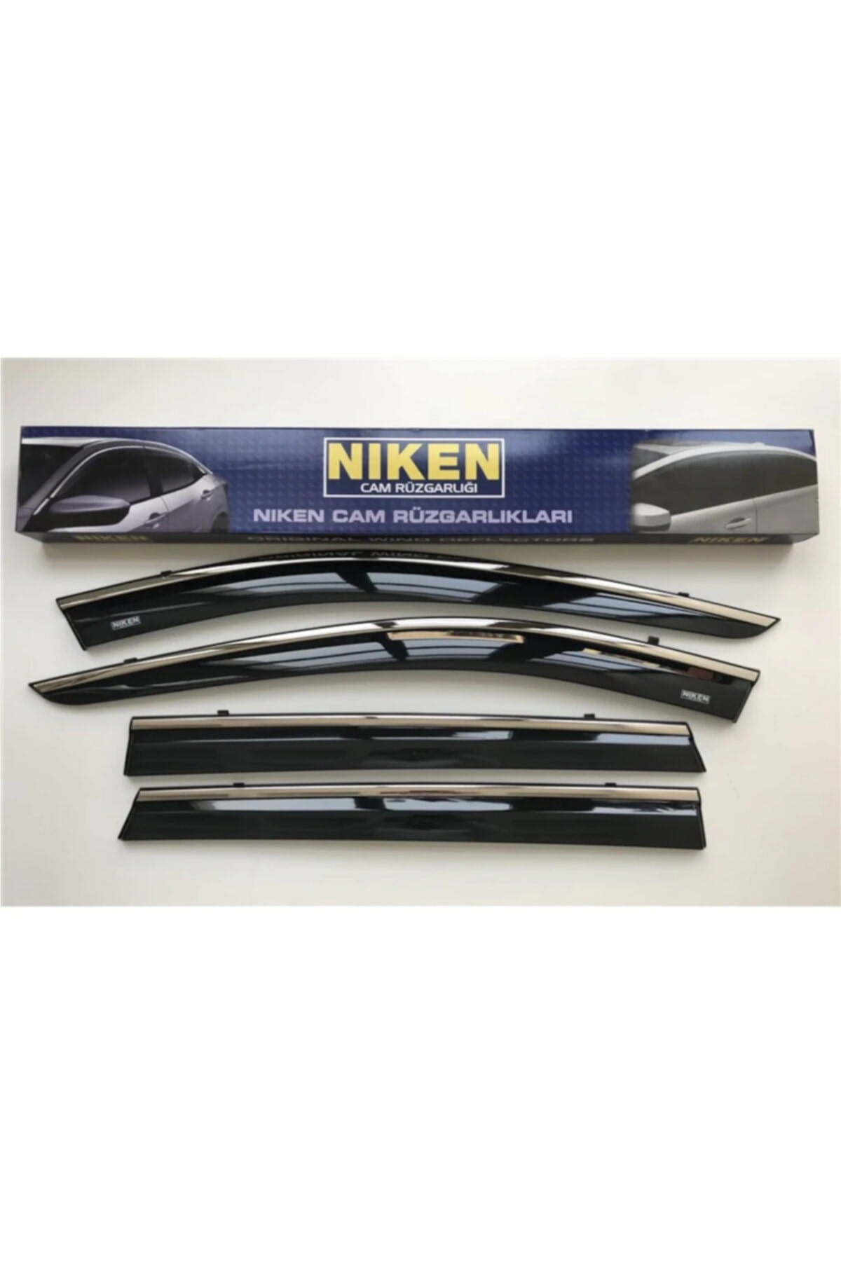 Ford Focus 2 2005-2012 Uyumlu Araca Özel Kromlu Cam Rüzgarlığı