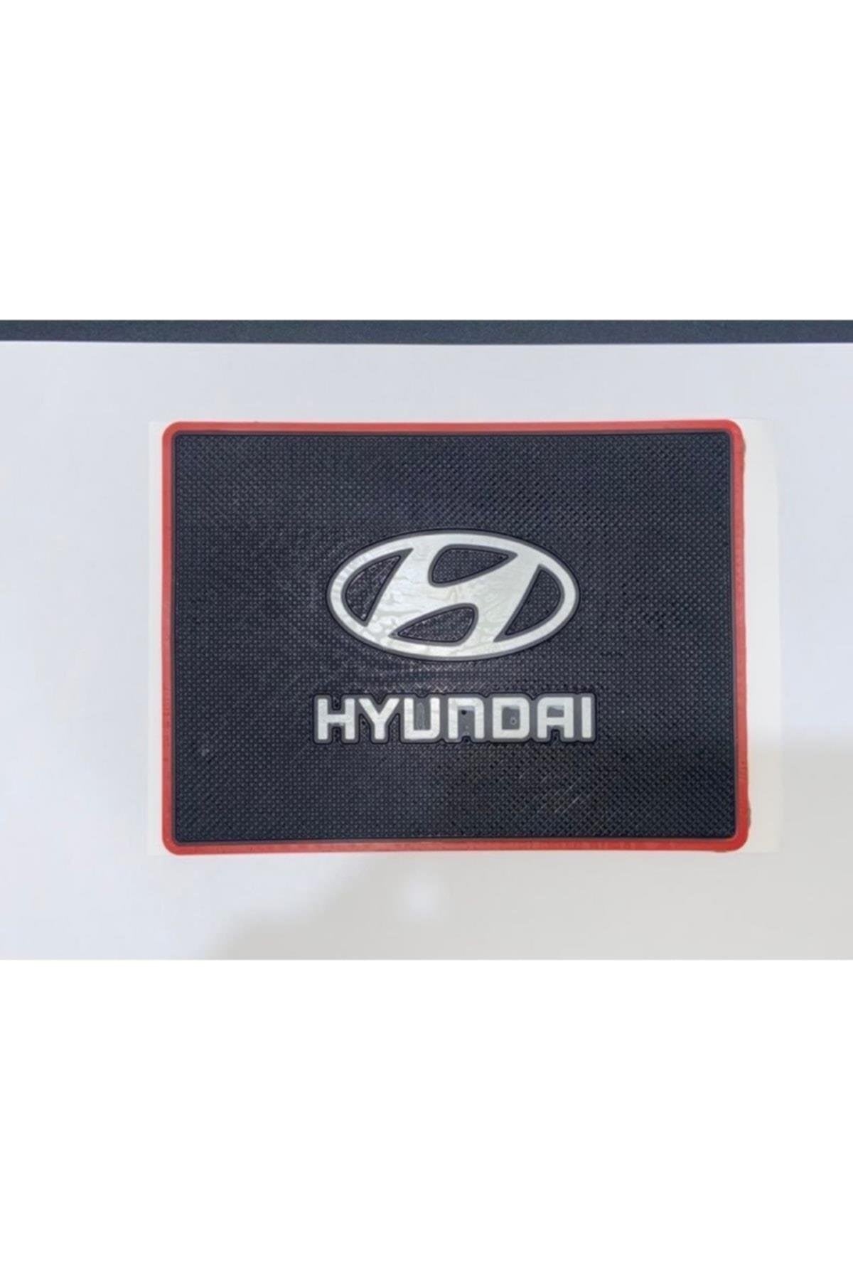 Hyundai Logolu Kaydırmaz Ped