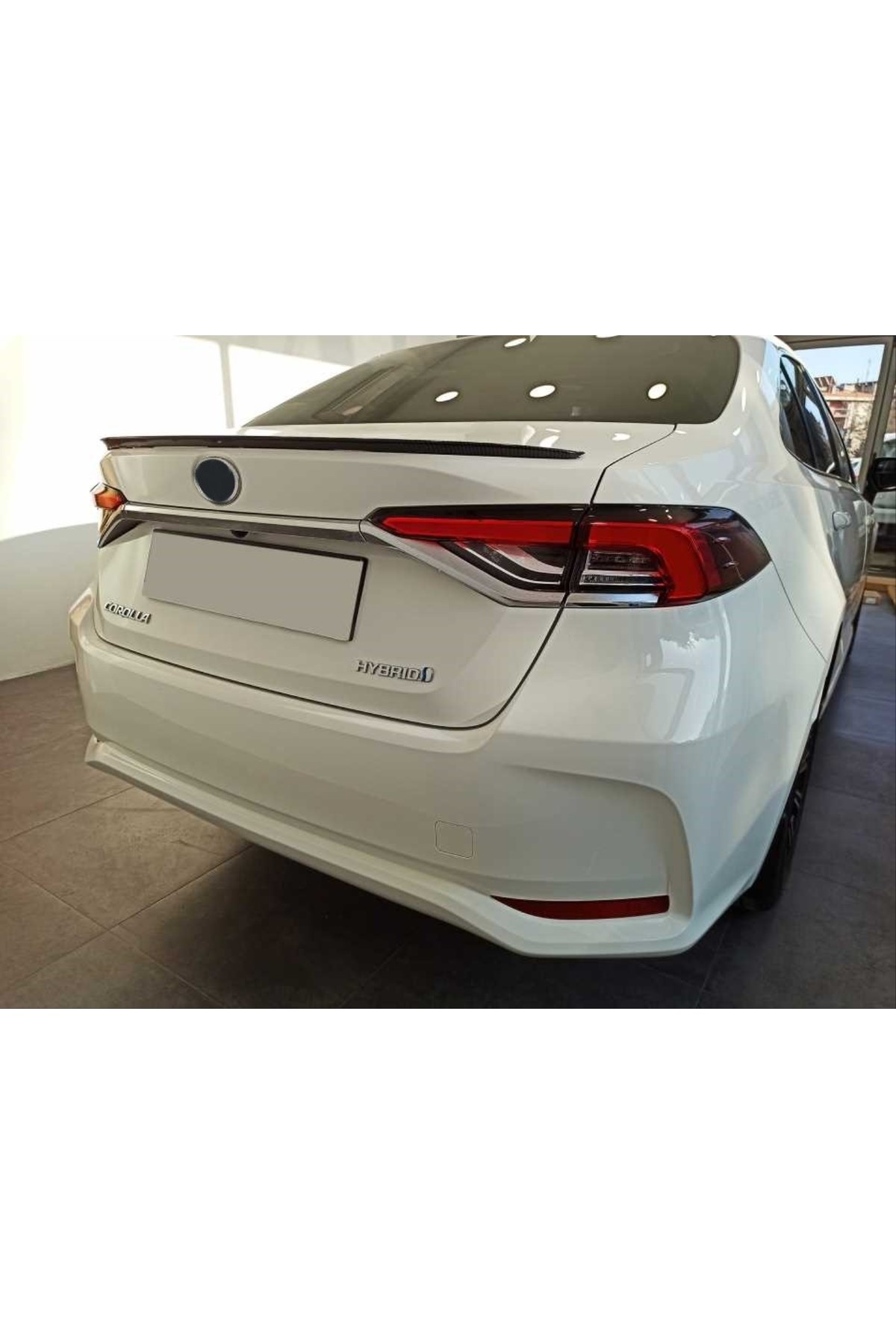 COROLLA 2019-2024 İÇİN UYUMLU SPOİLER KARBON DESENLİ
