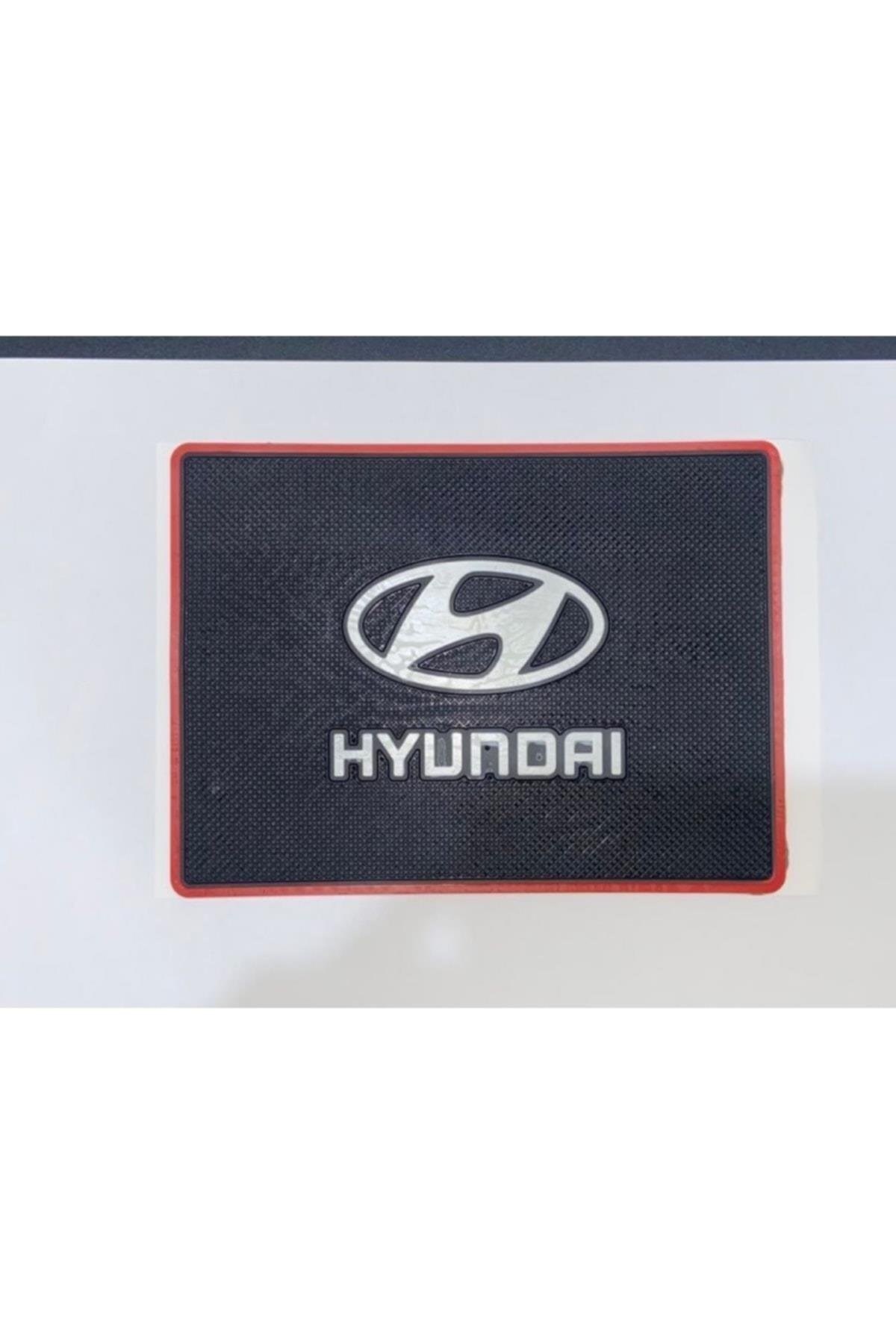 Hyundai Logolu Kaydırmaz Ped