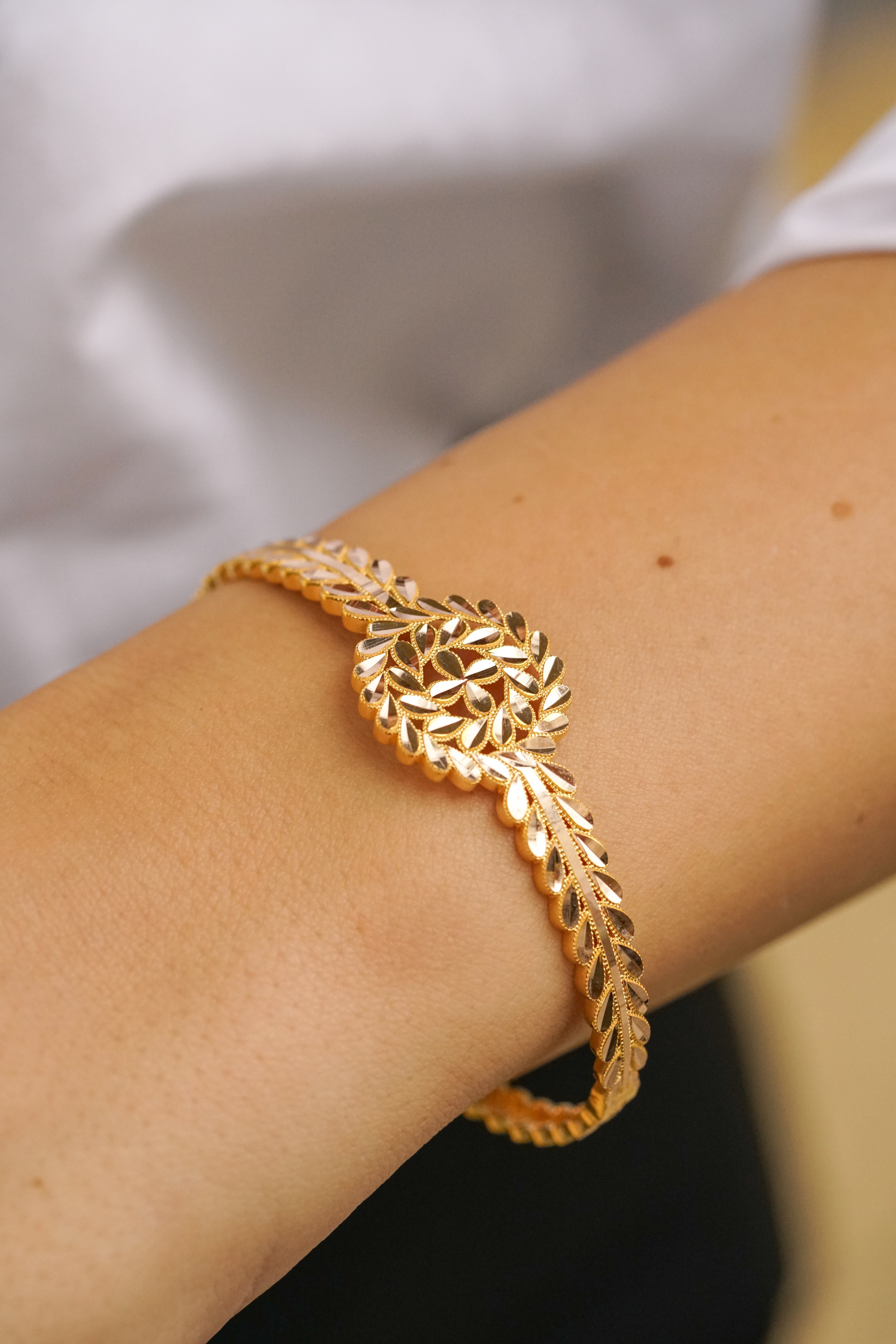 Başak Model Kelepçe