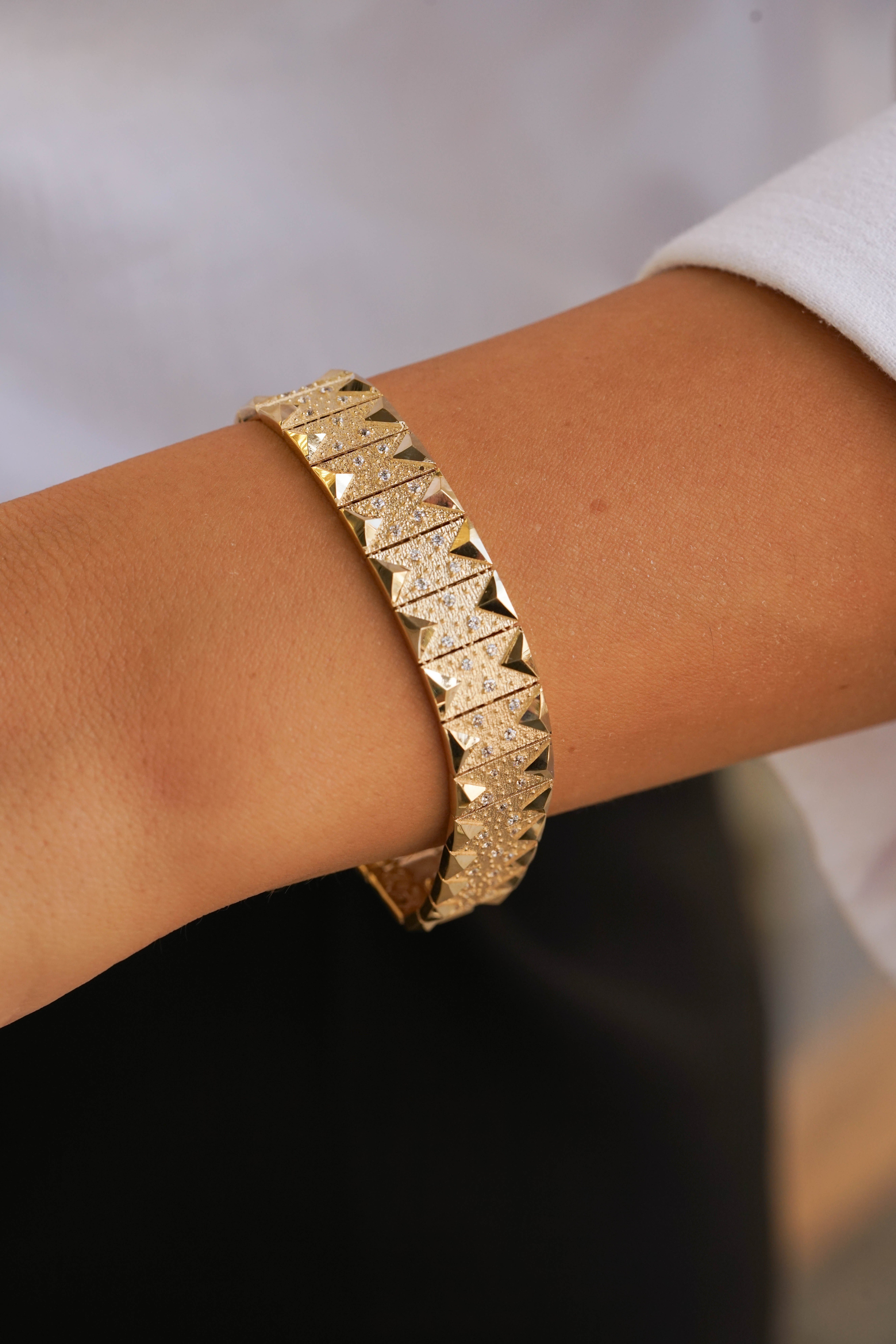 Taşlı Model Bileklik