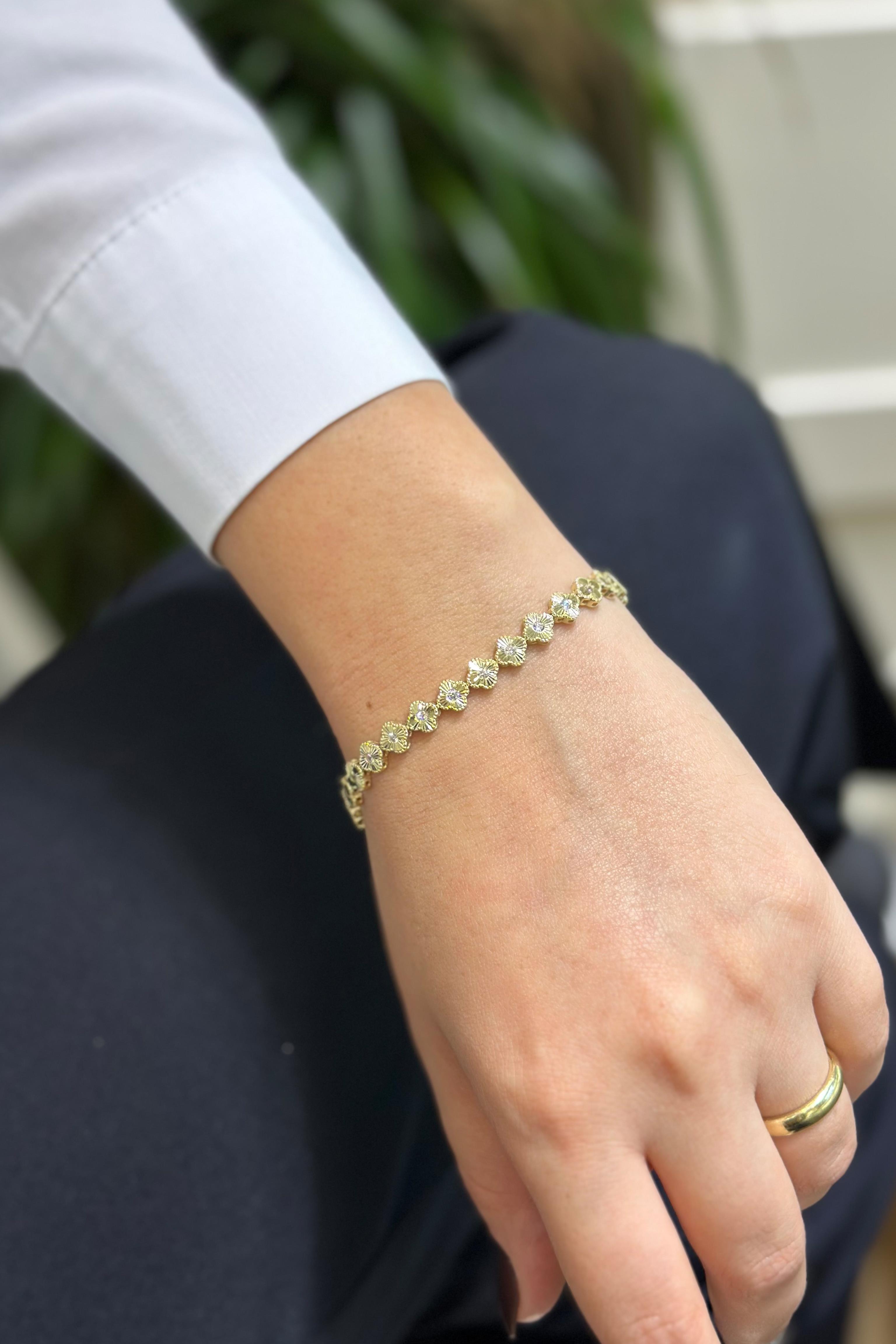 Yonca Motif Bileklik